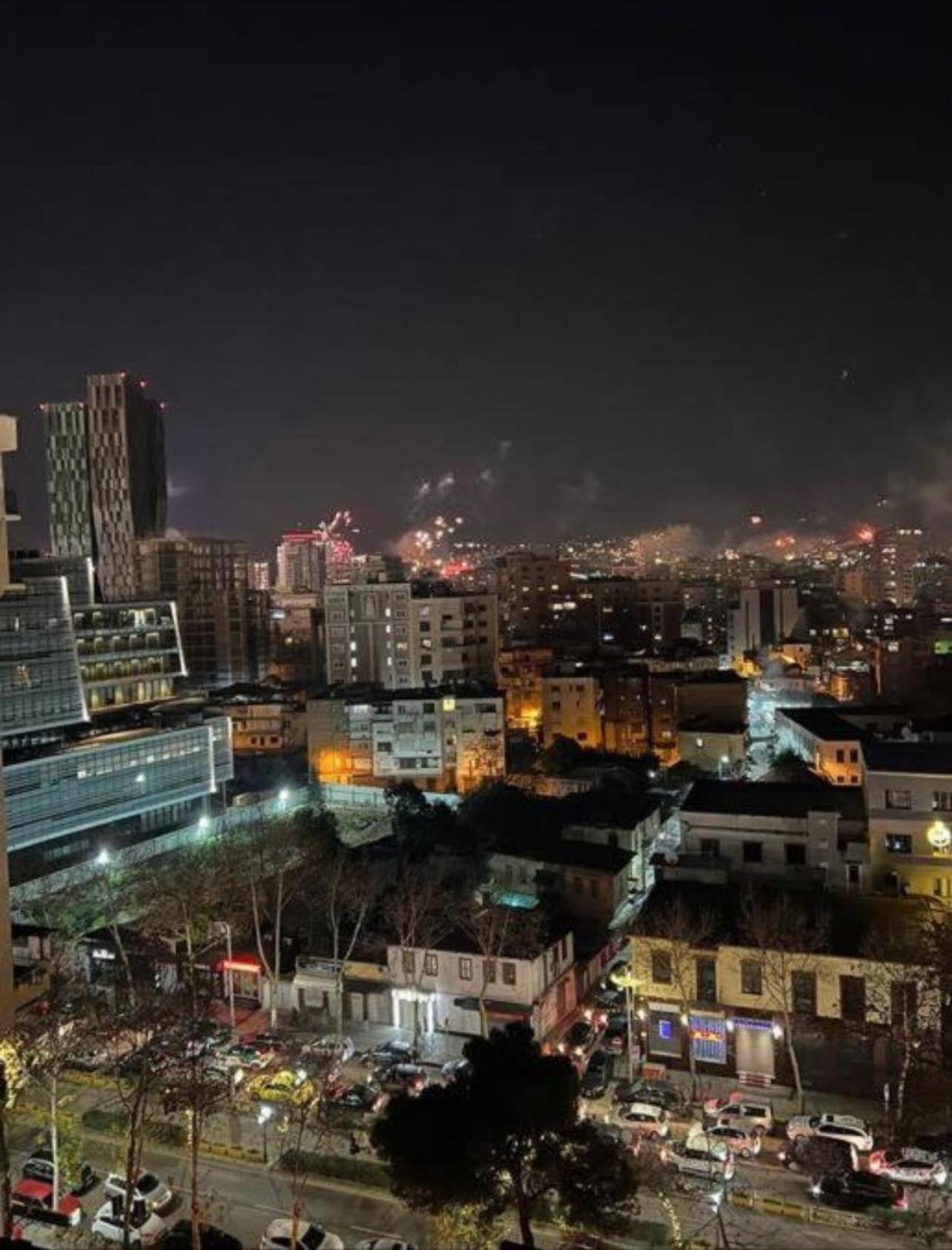 Rooftop City Light Tirana Exteriör bild